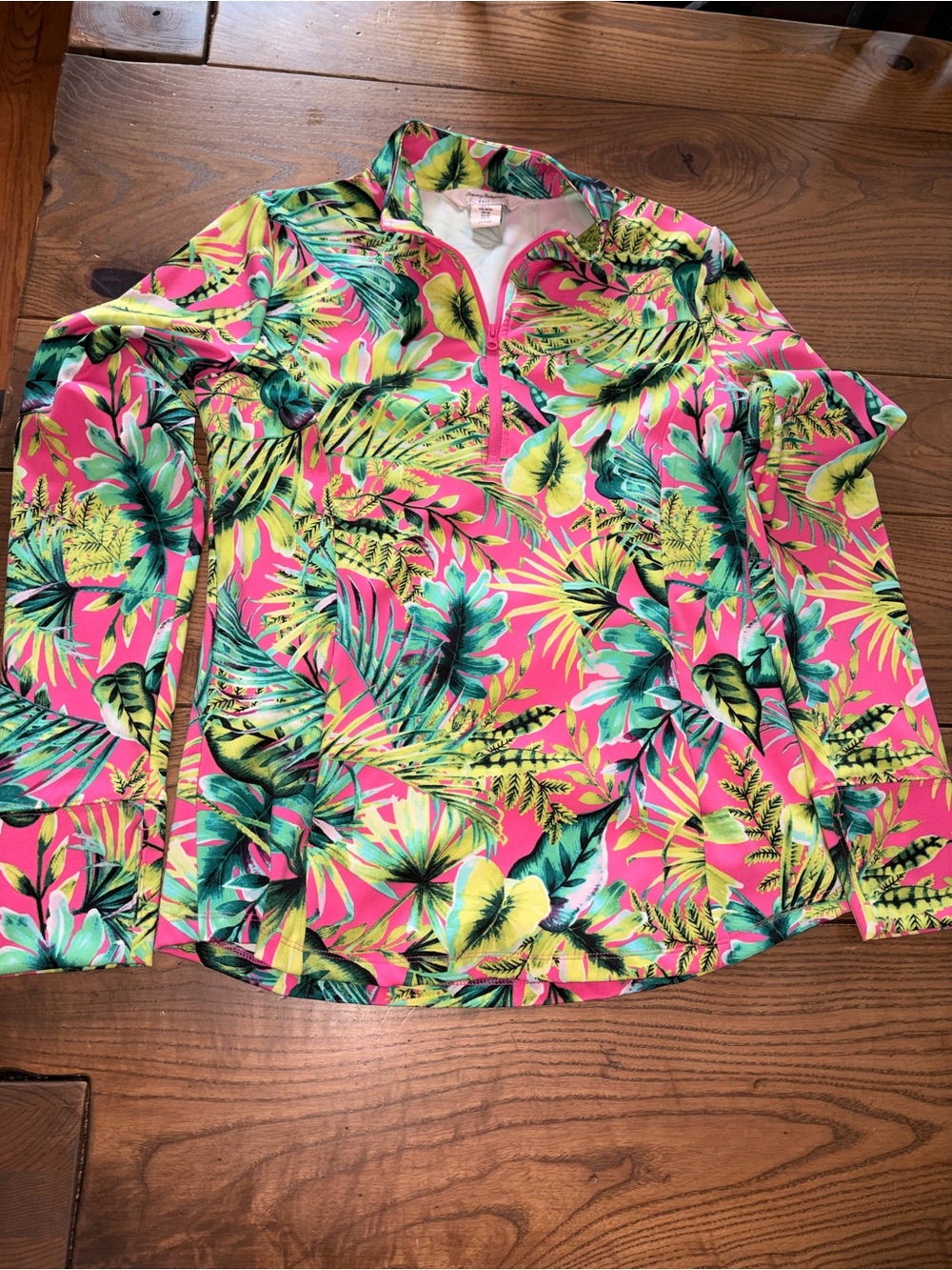 Tommy Bahama Golf UPF 50 moisture wicking quickdry shirt popover shirt